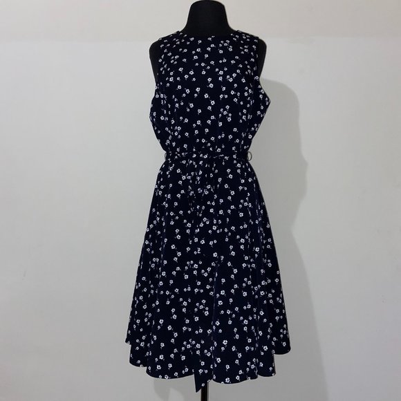 Lauren Ralph Lauren Dresses & Skirts - LAUREN RALPH LAUREN DARK NAVY BLUE FLORAL DRESS 14